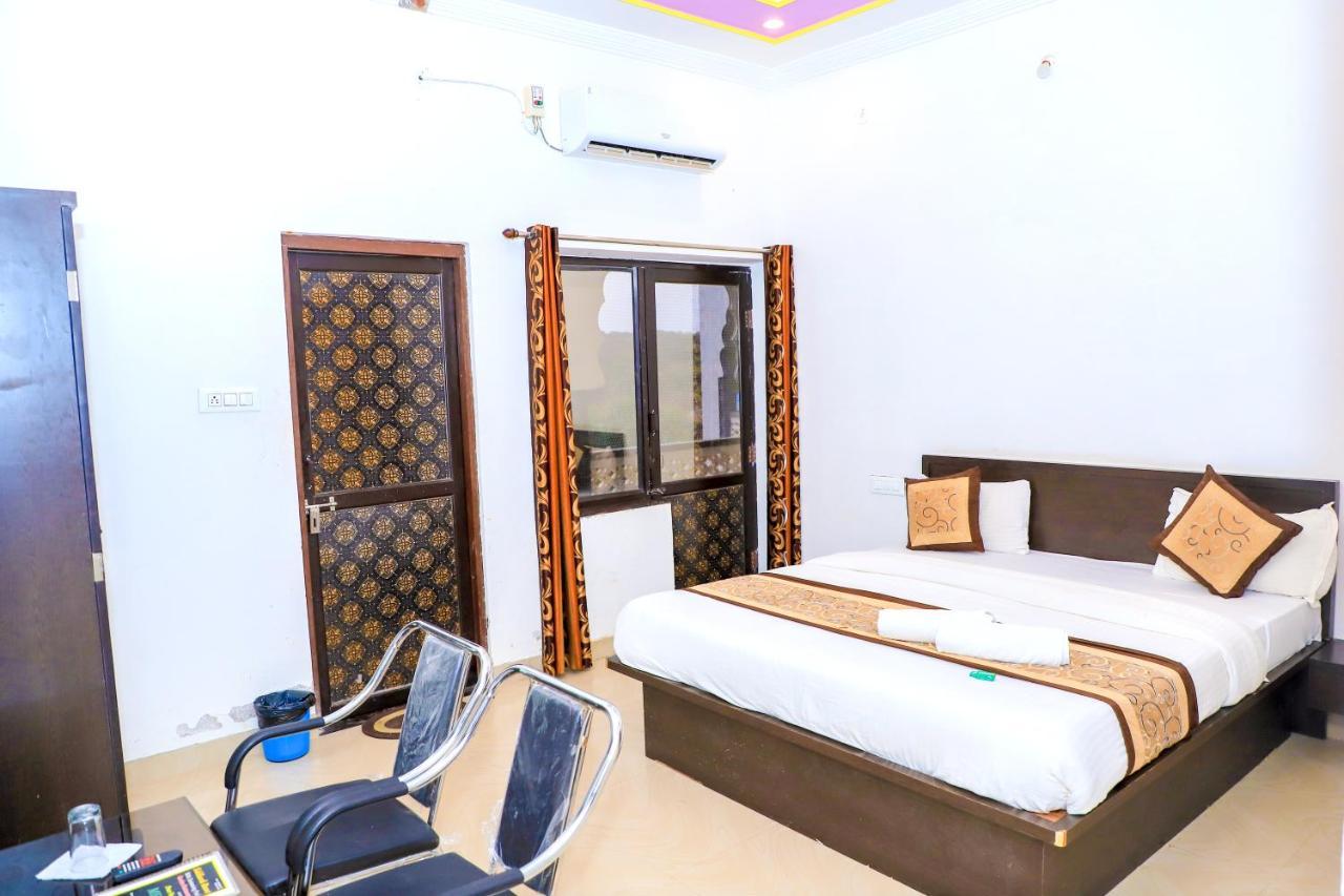 Siddarth Resort - Mountain View With Pool Pushkar Bagian luar foto