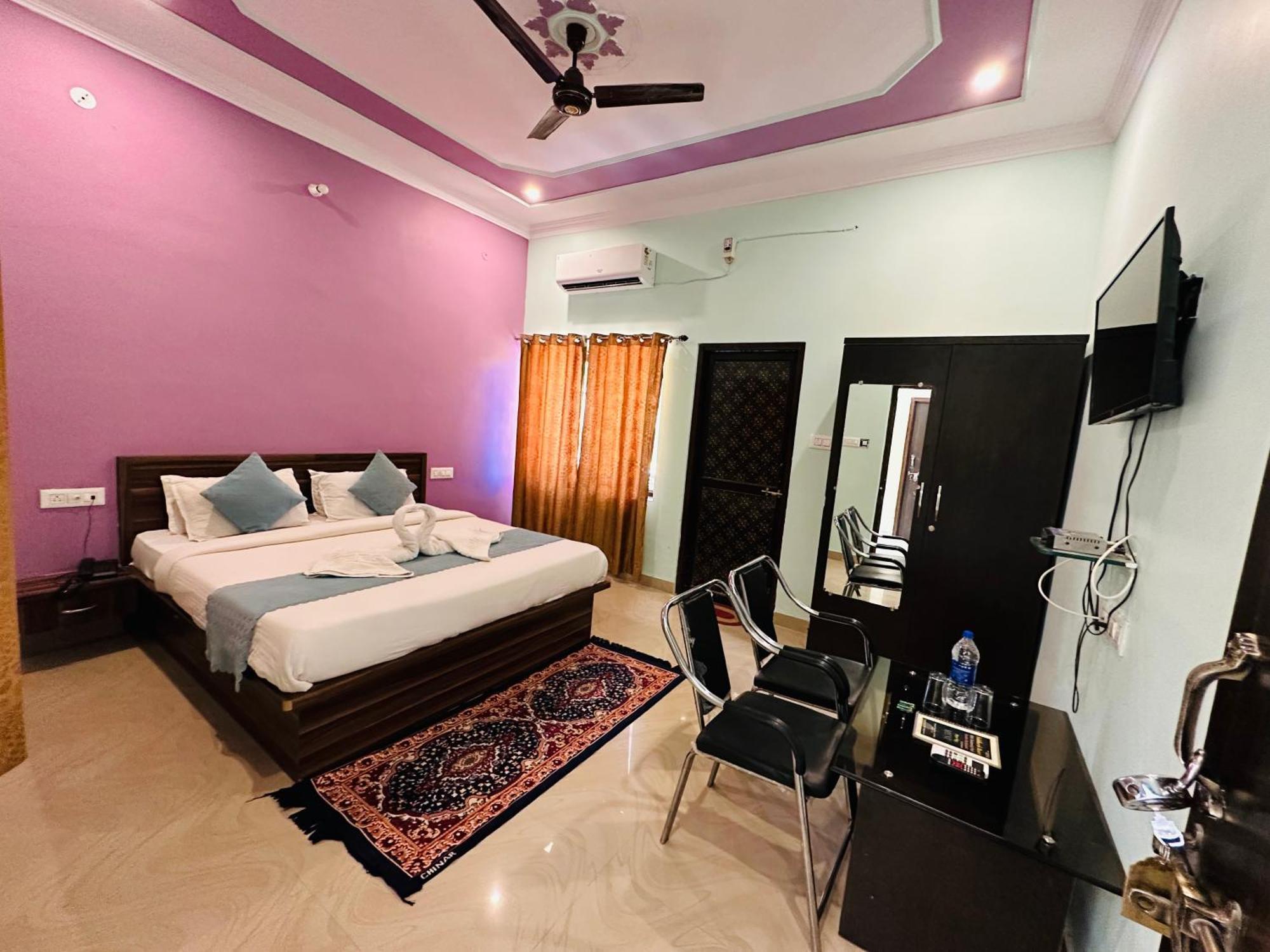 Siddarth Resort - Mountain View With Pool Pushkar Bagian luar foto